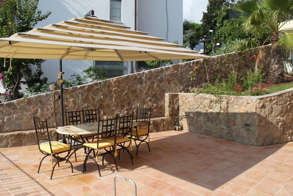 בורגטו סנטו ספיריטו Villa Pineland מראה חיצוני תמונה