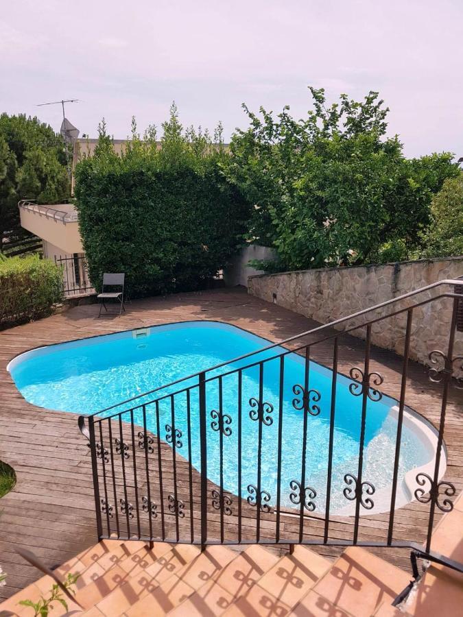בורגטו סנטו ספיריטו Villa Pineland מראה חיצוני תמונה